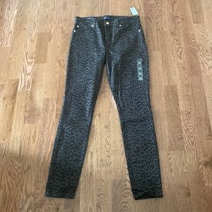 NWT GAP Denim Leggings